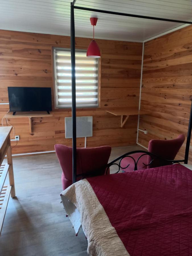 Chalet 2 Pers. + Bebe Montolieu Eksteriør bilde